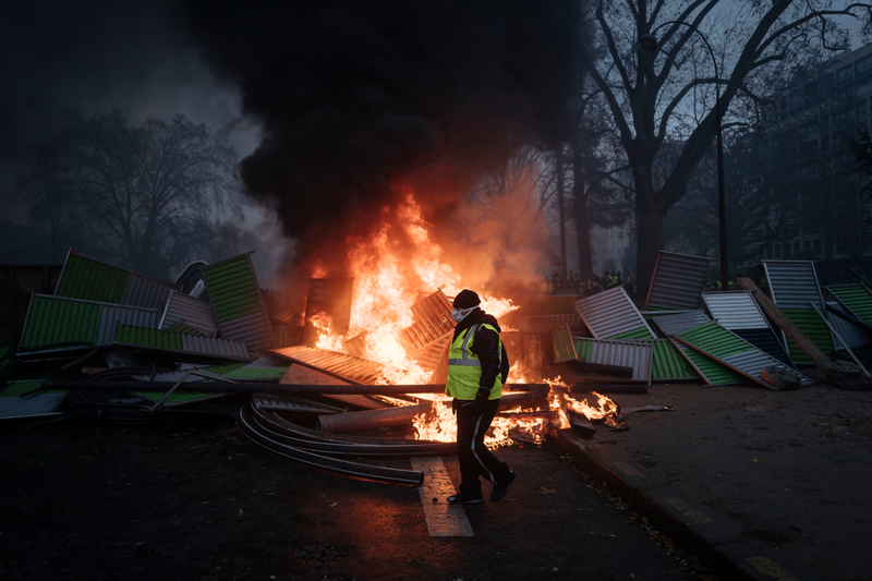 Illustration for article titled France Backs Down on New Fuel Taxes After Car-Burning Riots
